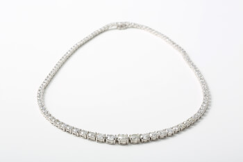 classic necklace