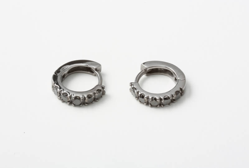 classic black earrings classic black earrings