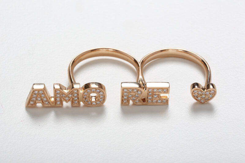 two-finger amore ring two-finger amore ring